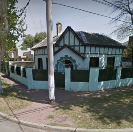 VENTA INTERESANTE ESQUINA - LOTE 445 M2 - ALBERDI