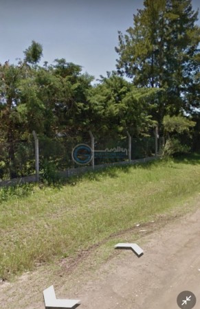VENTA NTERESANTE LOTE en FUNES de 980m2, esquina