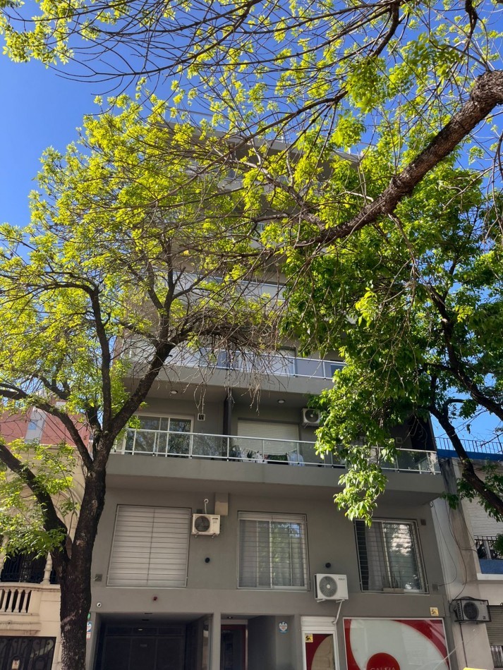 VENTA DEPARTAMENTO UN DORMITORIO - Balcones vidriados - ENTREGA INMEDIATA - Zeballos 2200