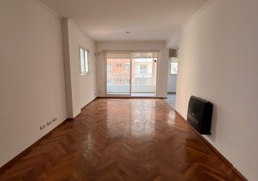 Piso exclusivo de 3 dormitorios con cochera en zona Rio - GUEMES 1972