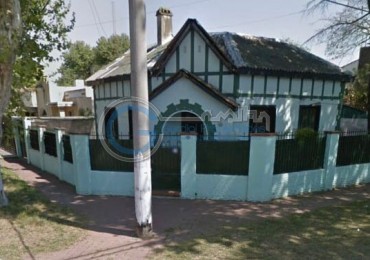 VENTA INTERESANTE ESQUINA - LOTE 445 M2 - ALBERDI